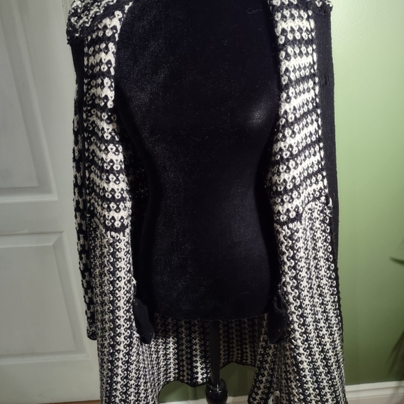 Cynthia Rowley Long Sweater Medium Grey & White - Picture 9 of 11